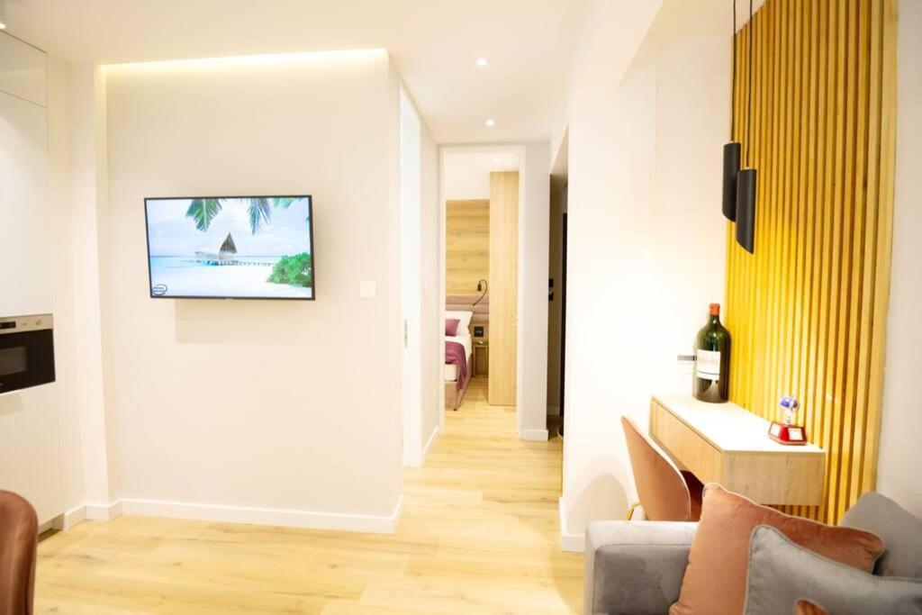 Ecostay-Serenity,Business Class Apartment By The Sea In Alimos Kalamaki Athen Eksteriør billede